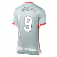 Camisa de Futebol Atletico Madrid Alexander Sorloth #9 Equipamento Secundário Mulheres 2024-25 Manga Curta